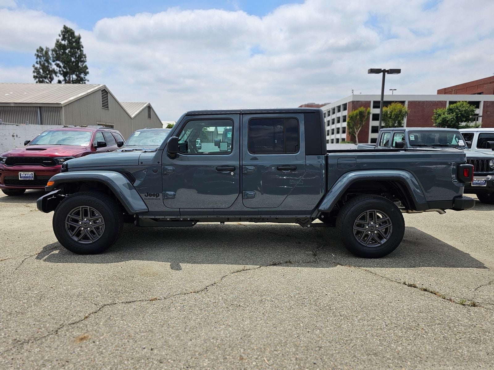 2026 Jeep Gladiator Sport S - Photo 4