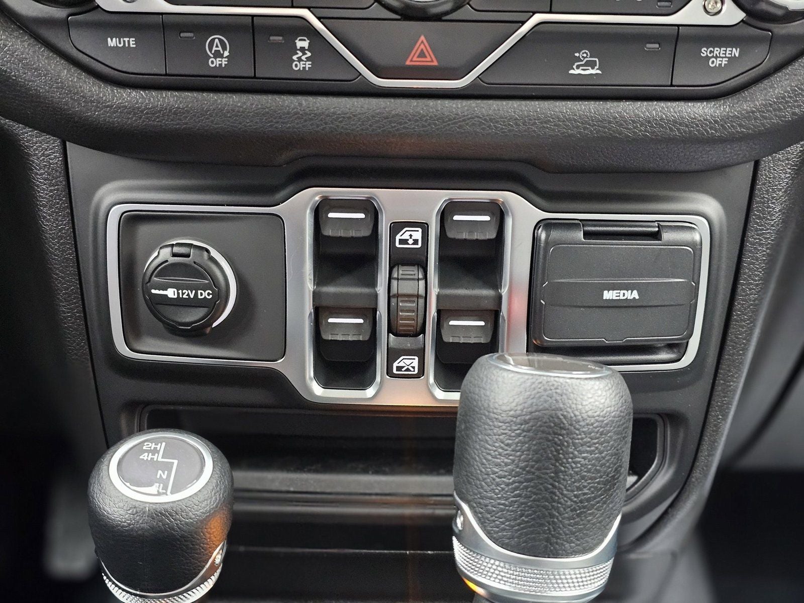 2026 Jeep Gladiator Sport S