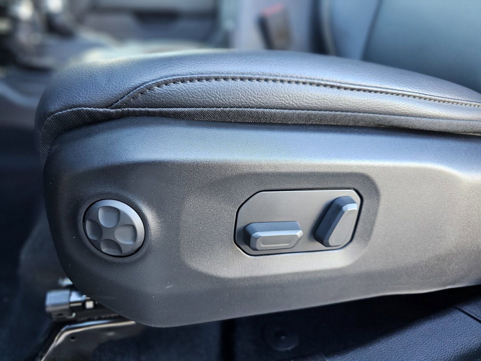 2026 Jeep Gladiator Sahara