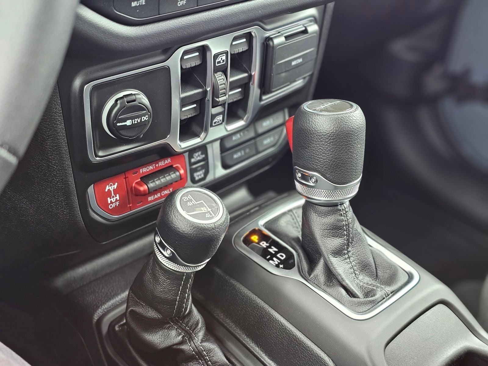 2026 Jeep Gladiator Shadow Ops