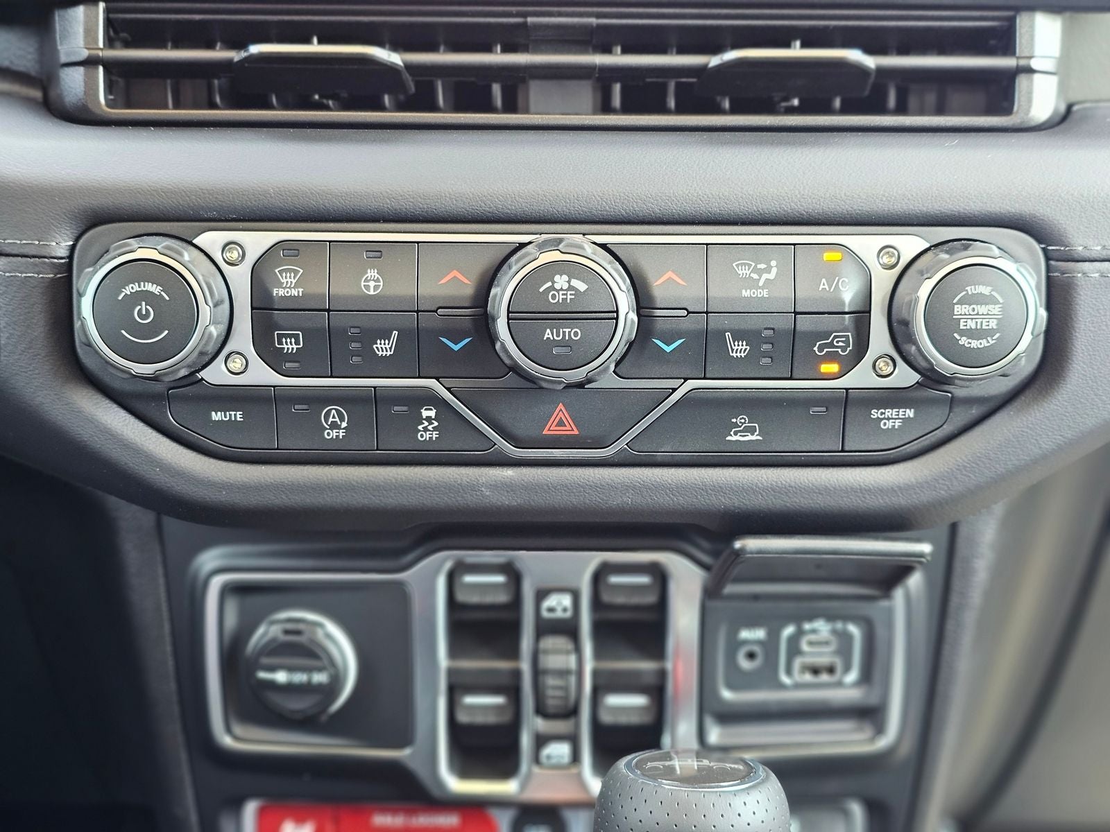 2026 Jeep Gladiator Mojave