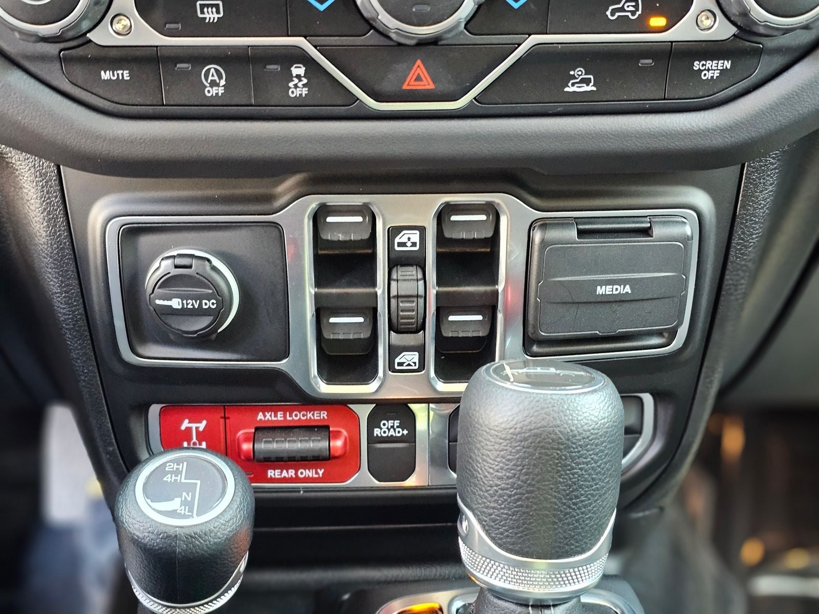 2025 Jeep Gladiator Mojave