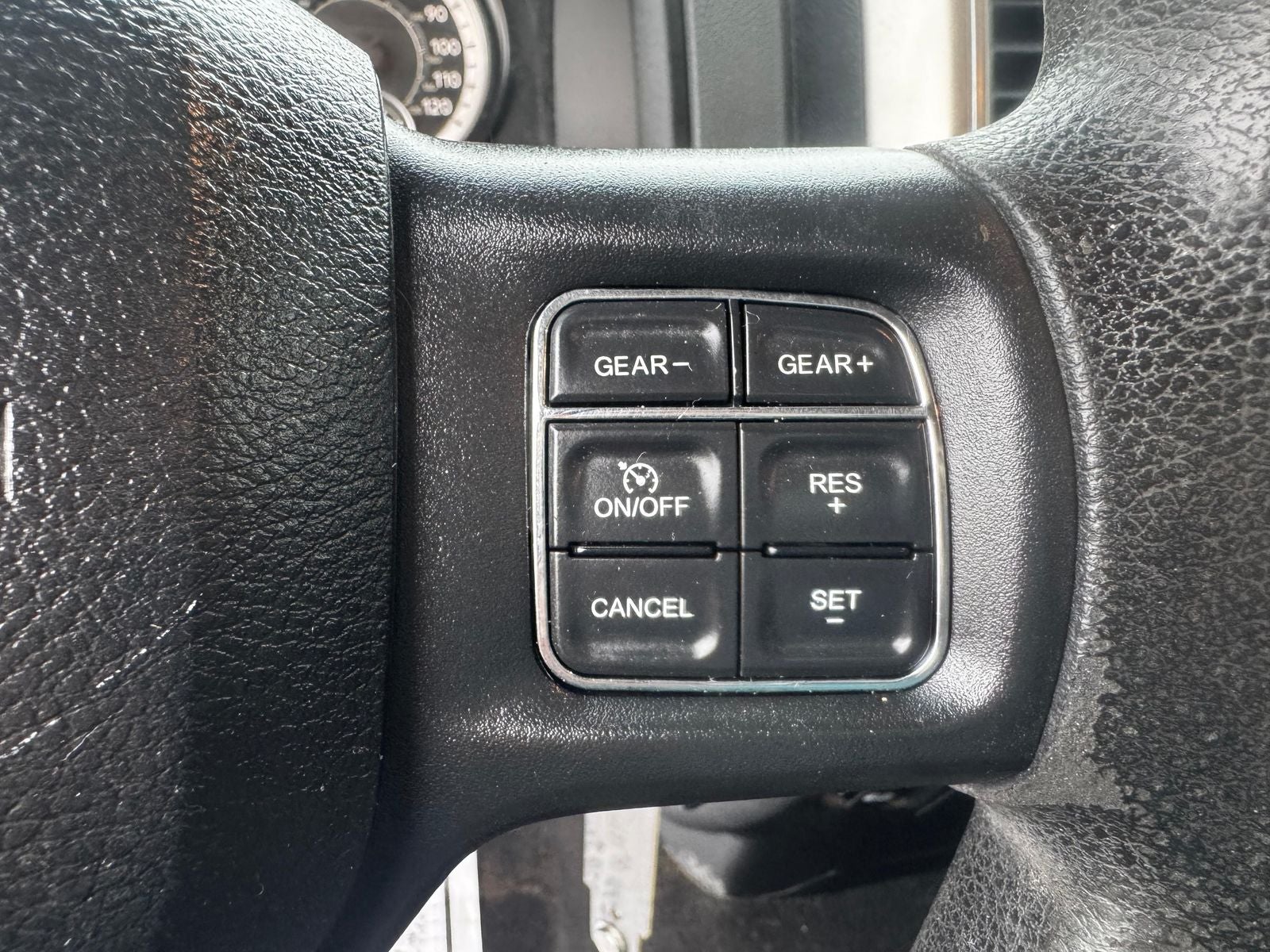 2017 RAM 1500 SLT