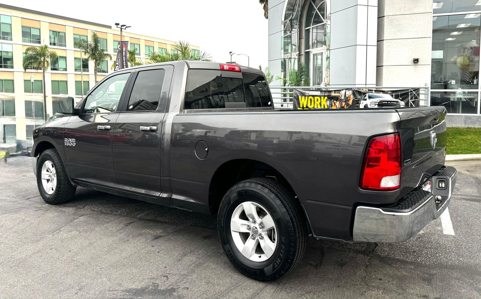2017 RAM 1500 SLT