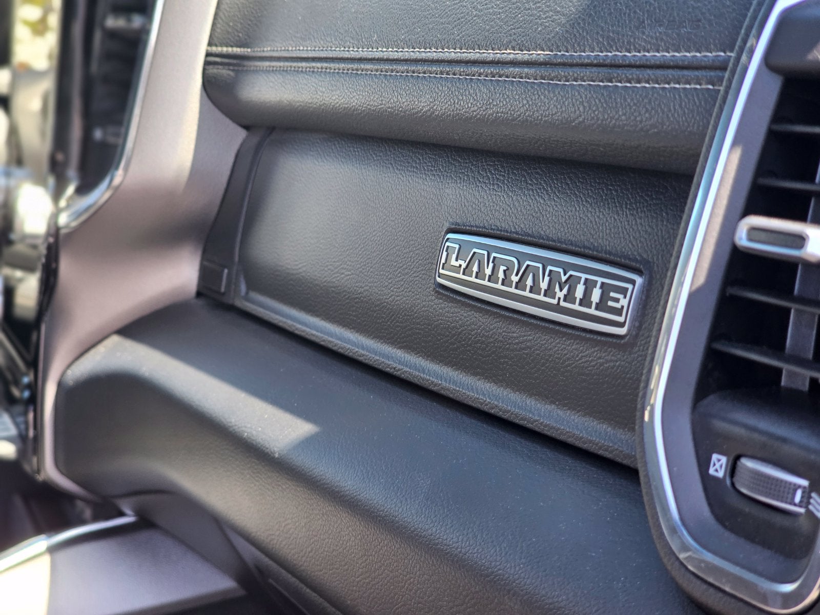 2026 RAM 1500 Laramie Crew Cab 4X4