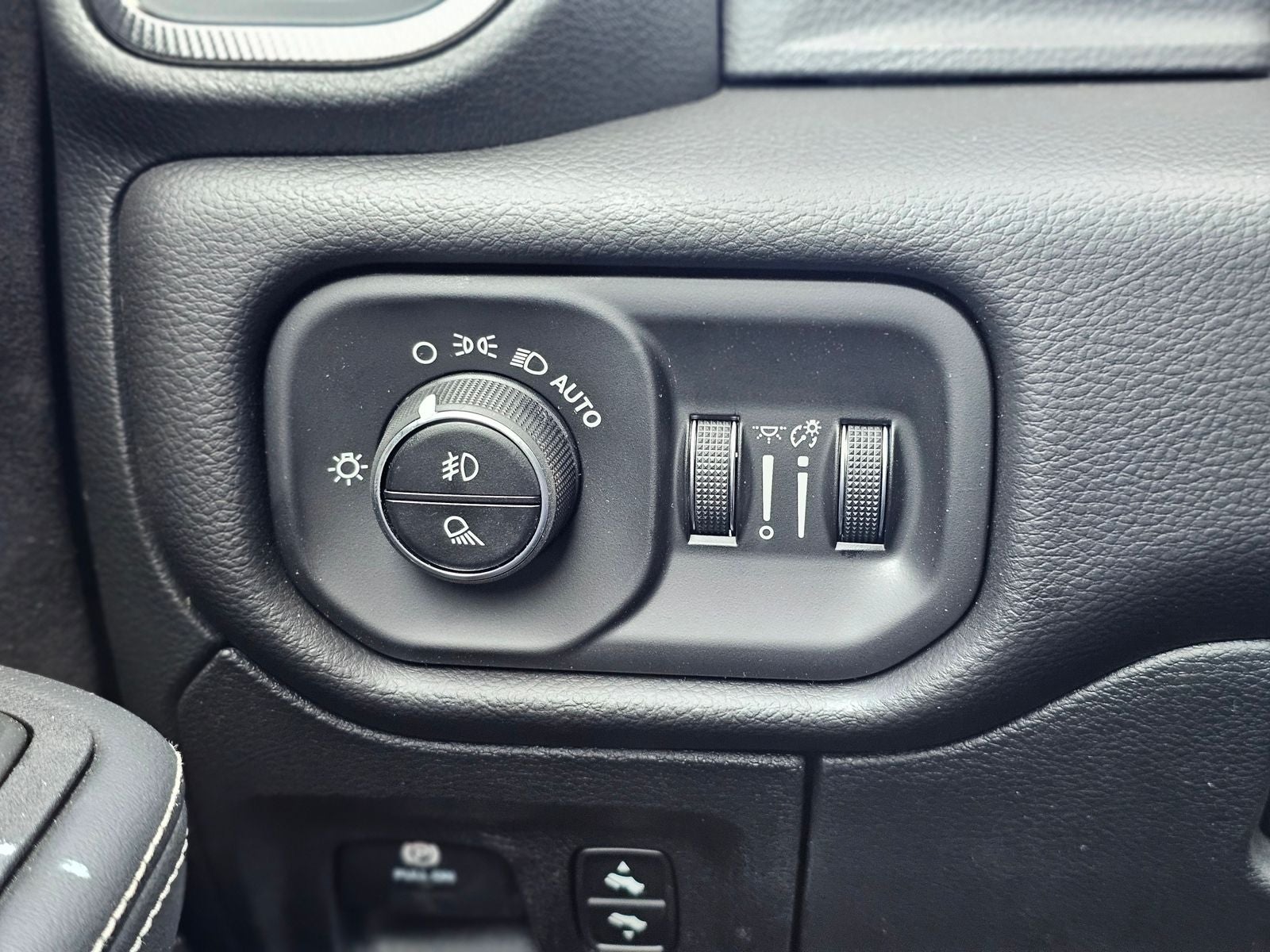 2026 RAM 1500 RHO