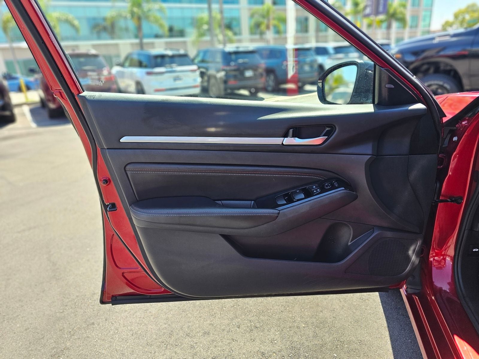 2023 Nissan Altima 2.0 SR