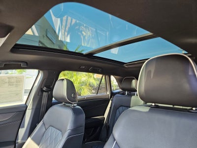 2024 Volkswagen Atlas Cross Sport 2.0T SEL Premium R-Line