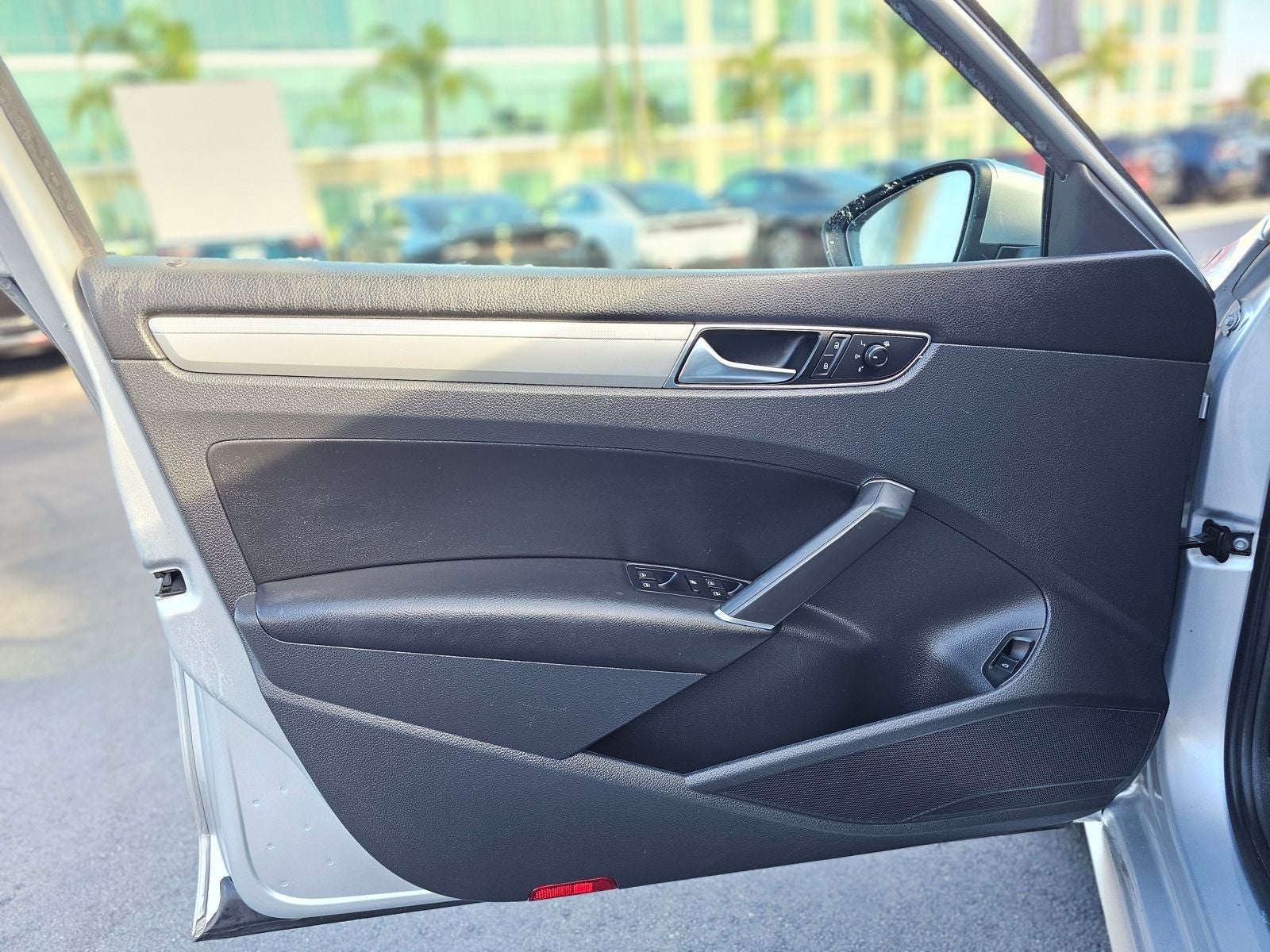 2019 Volkswagen Passat 2.0T Wolfsburg