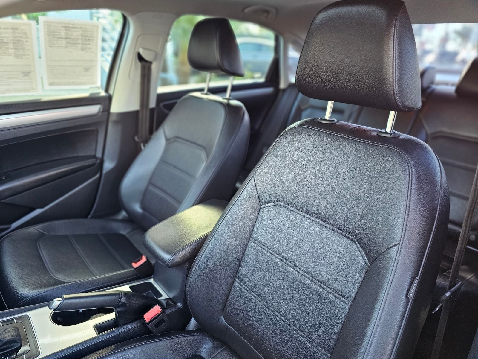 2019 Volkswagen Passat 2.0T Wolfsburg