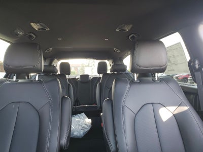 2026 Chrysler Voyager LX