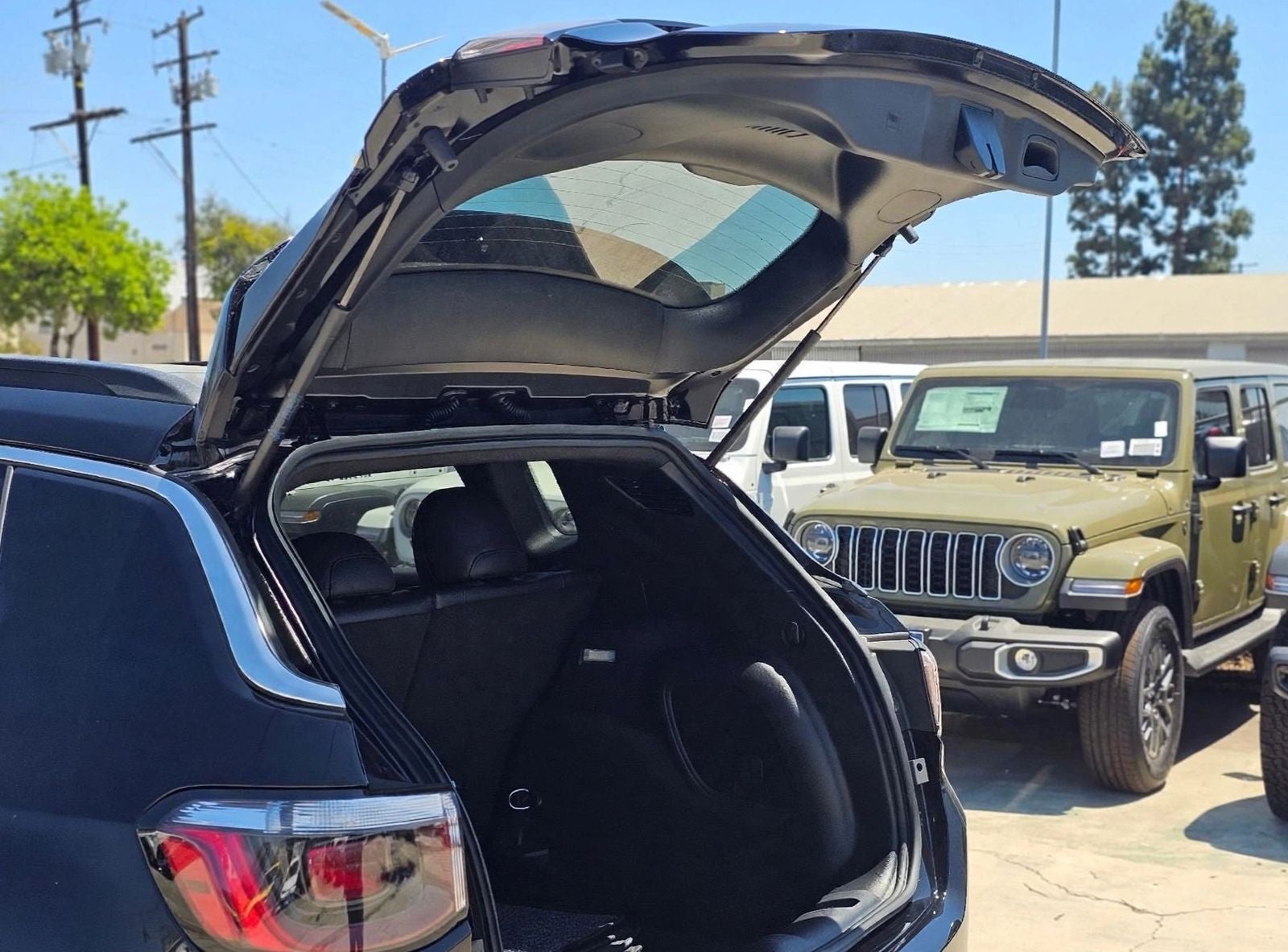 2026 Jeep Compass Base