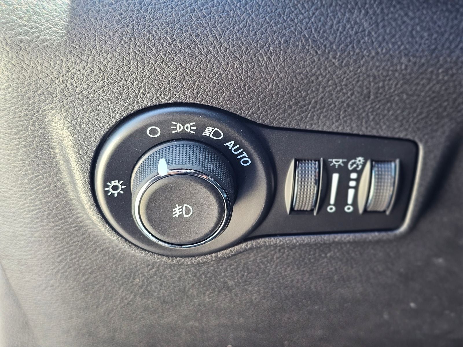 2026 Jeep Compass Base