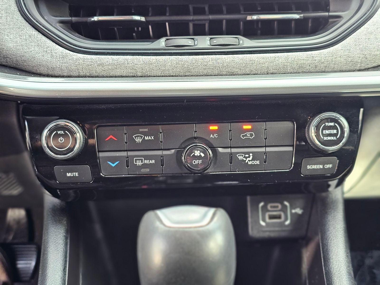 2024 Jeep Compass Latitude 4X4 SUV