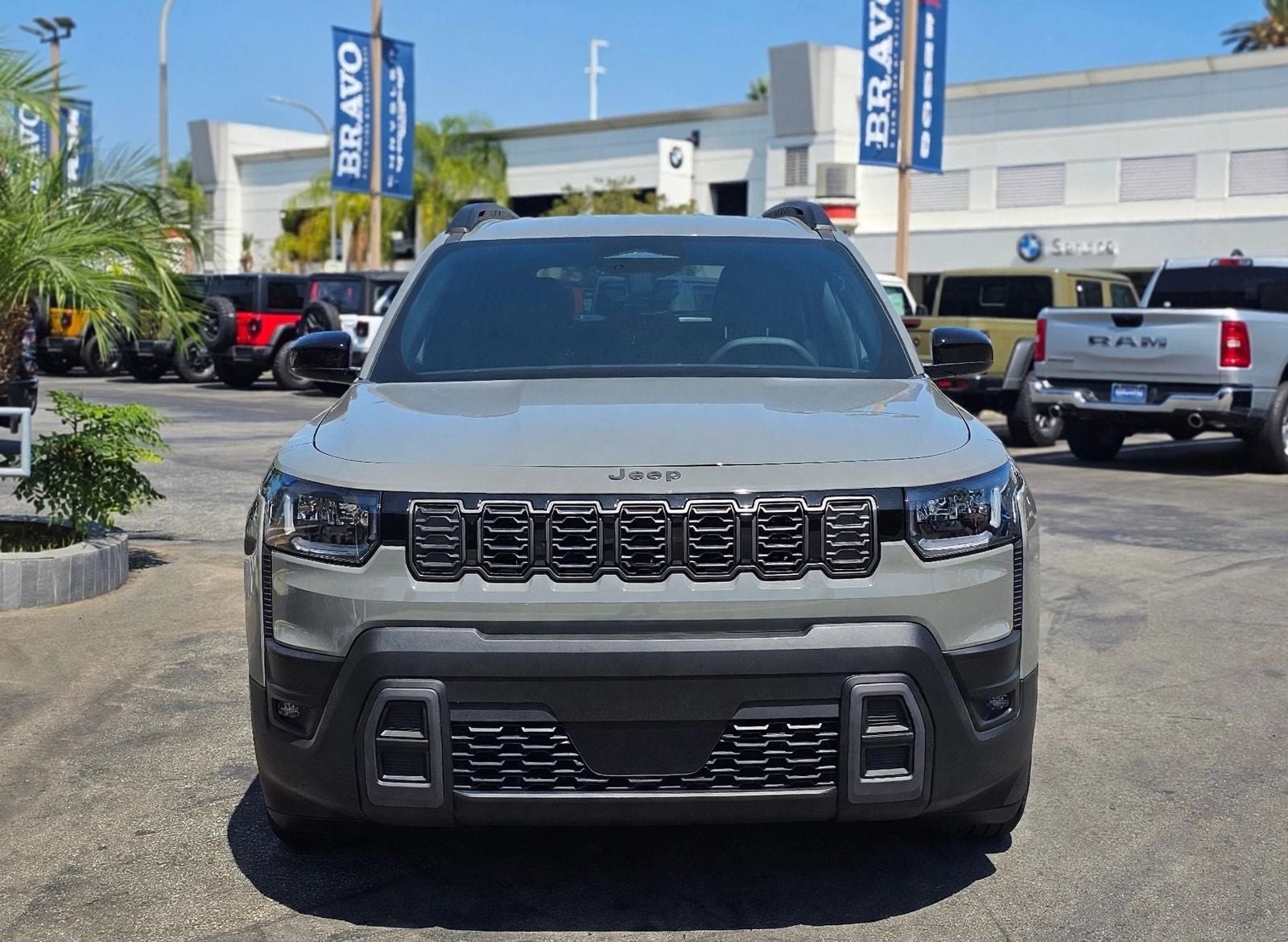 2026 Jeep Cherokee Laredo