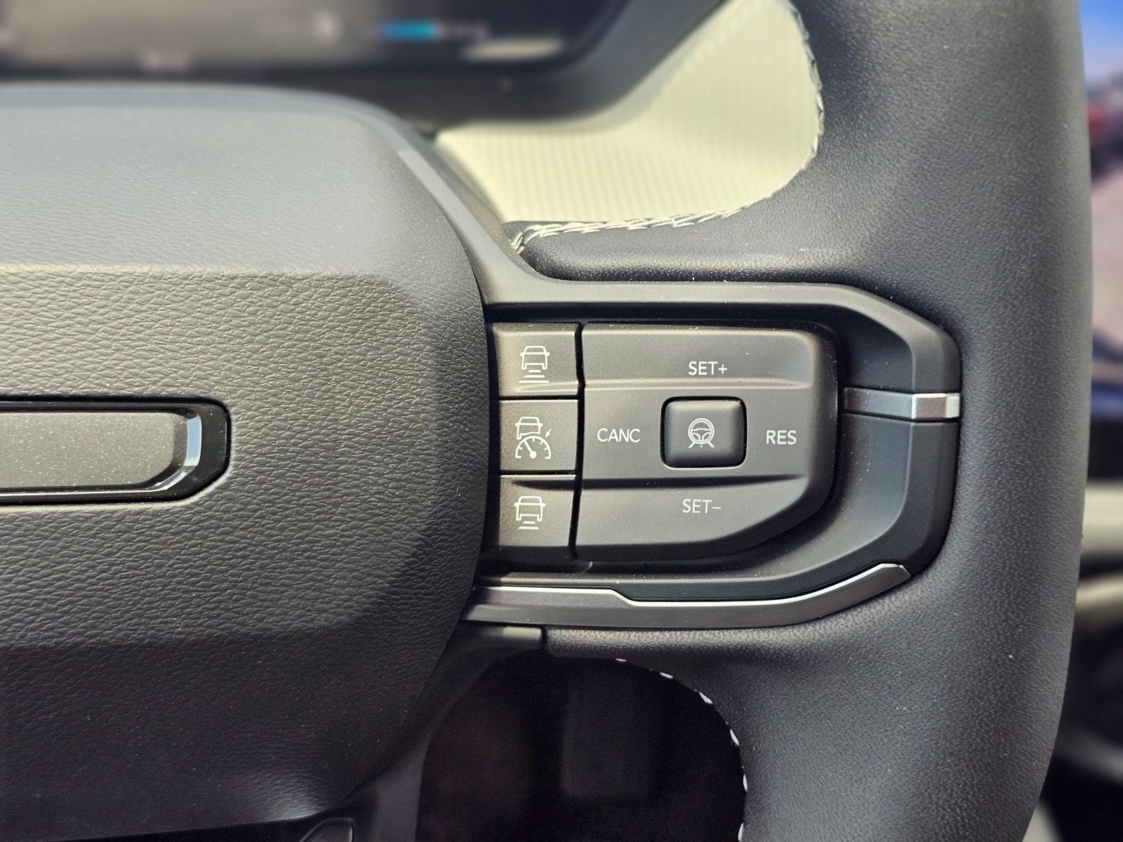 2026 Jeep Cherokee Laredo Hybrid