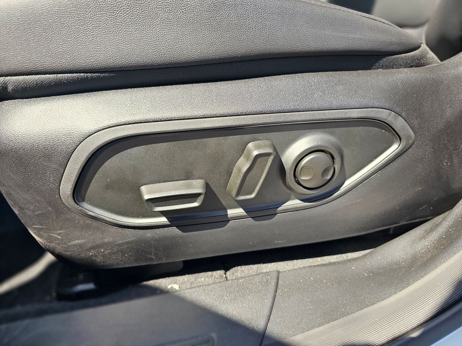 2026 Jeep Cherokee Limited Hybrid