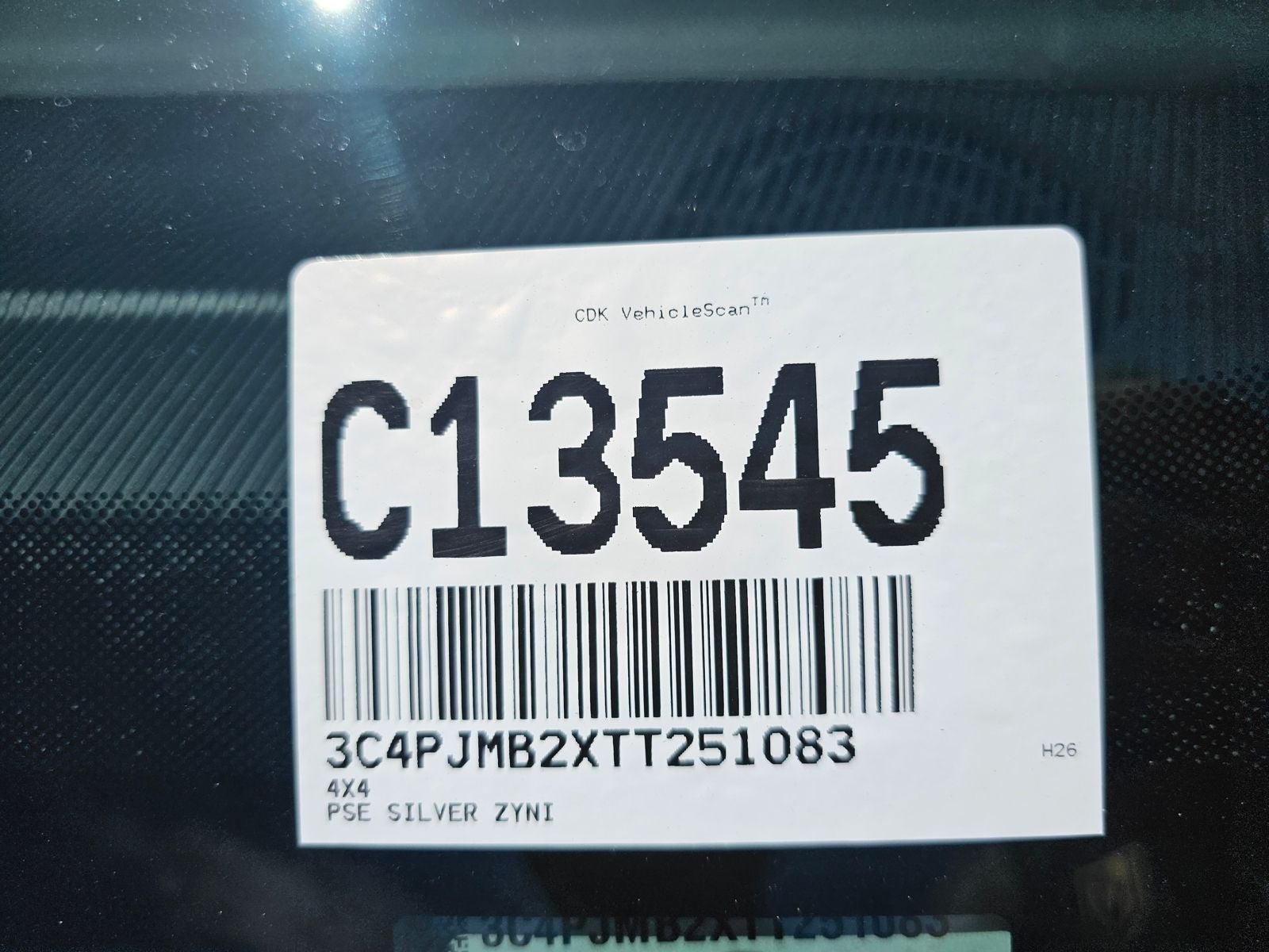 2026 Jeep Cherokee Laredo