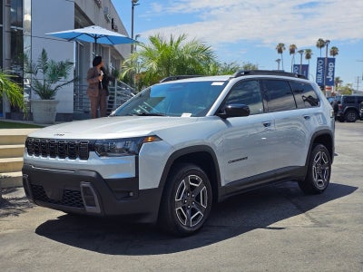 2026 Jeep Cherokee Laredo