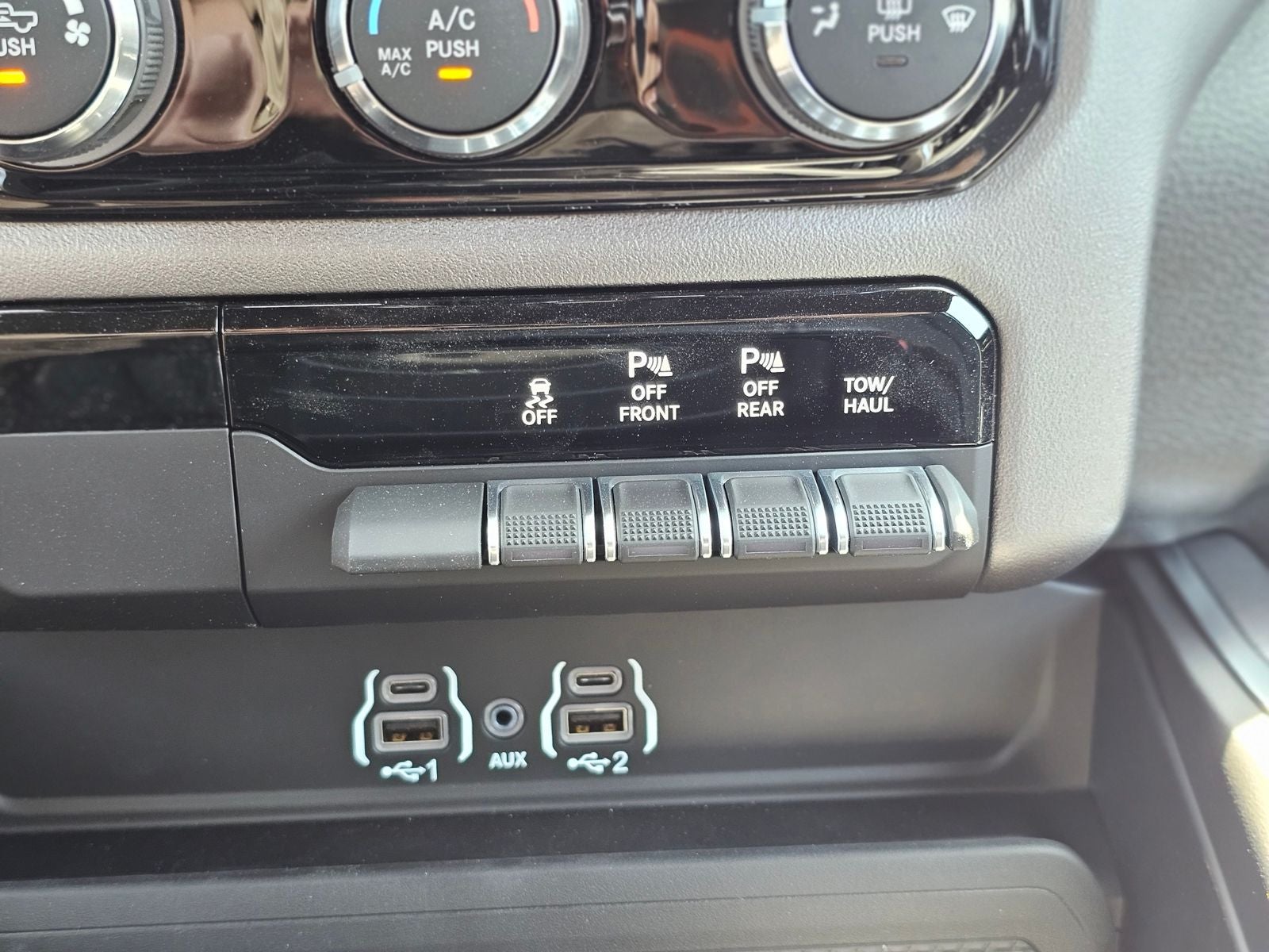 2026 RAM 1500 Express