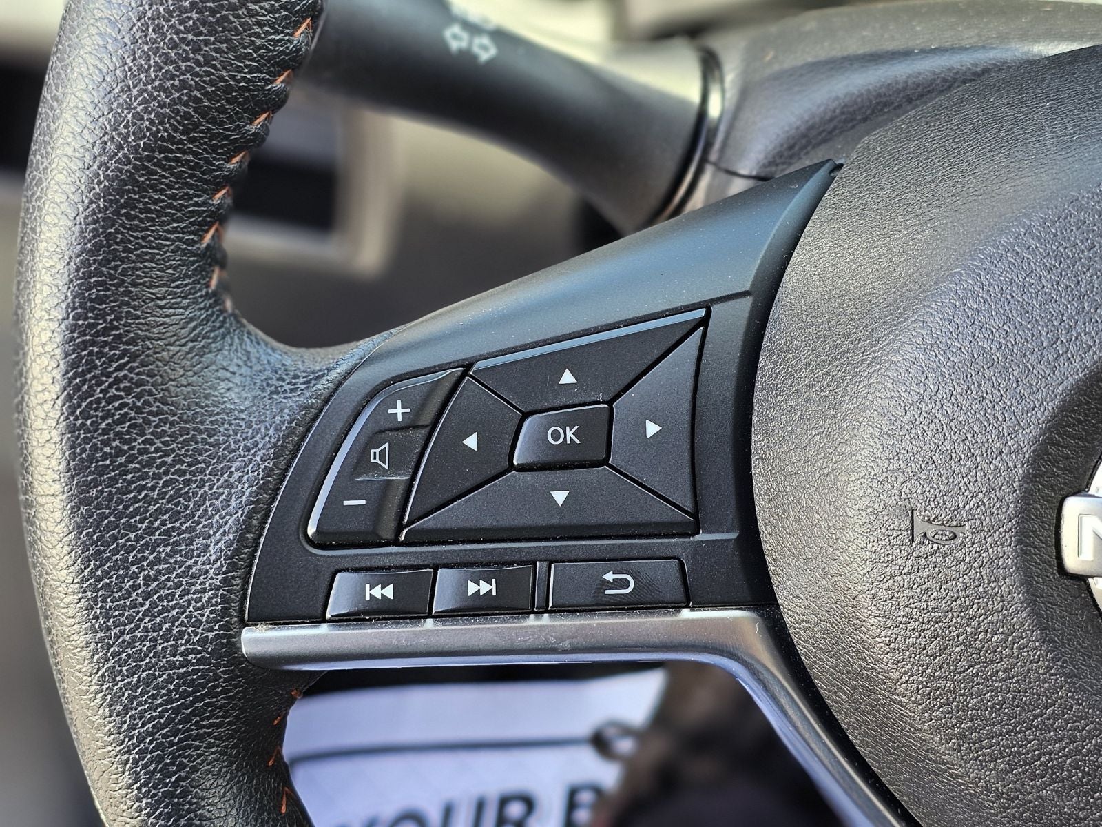 2024 Nissan Versa 1.6 SR