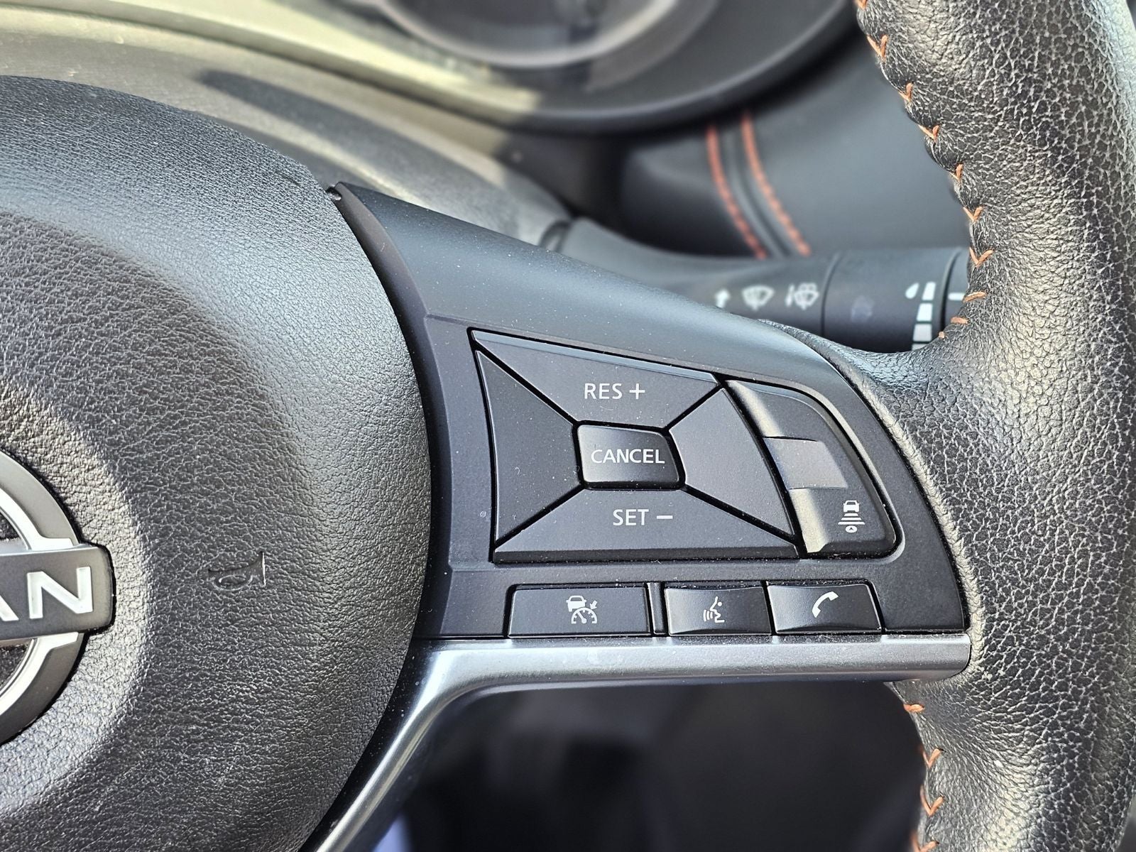2024 Nissan Versa 1.6 SR