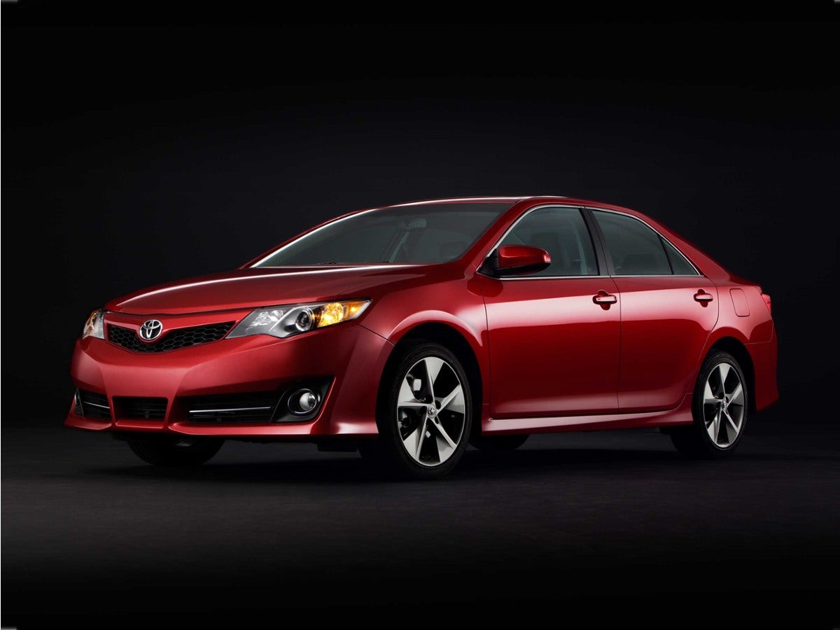 2014 Toyota Camry 2.5 Auto L's photo