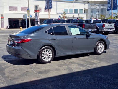 2025 Toyota Camry LE Sedan 4D