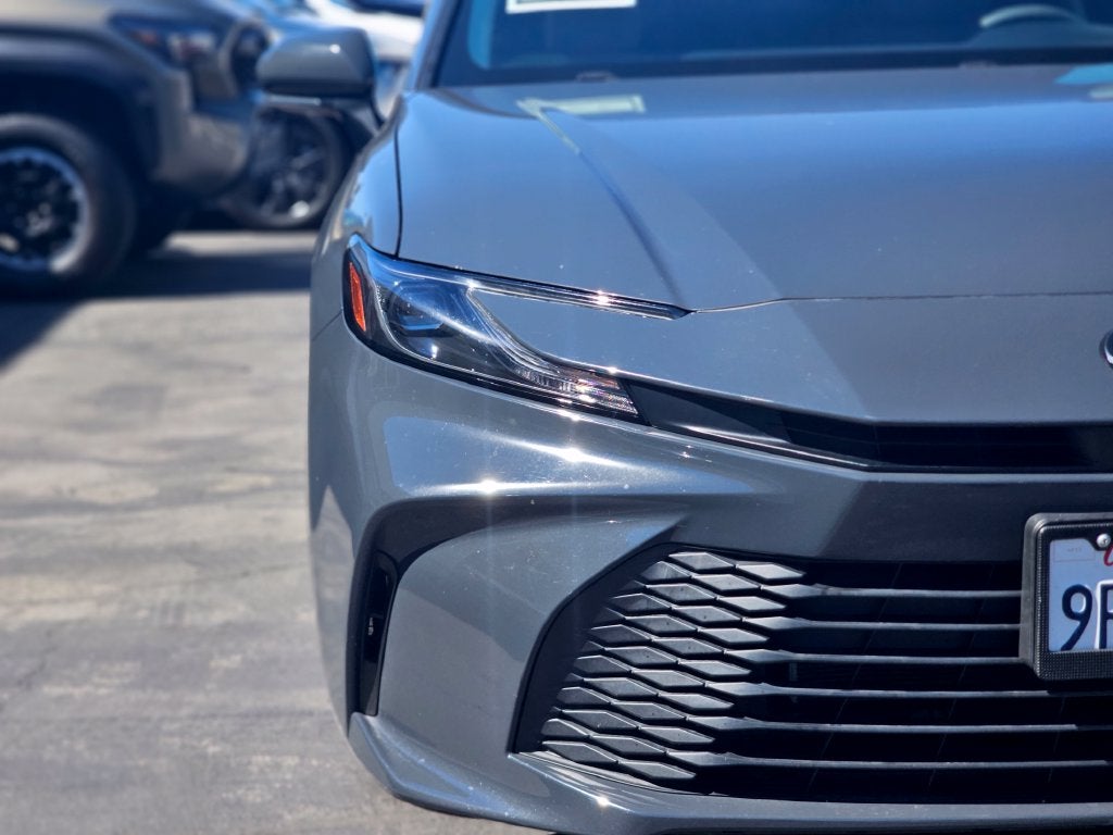 2025 Toyota Camry LE Sedan 4D