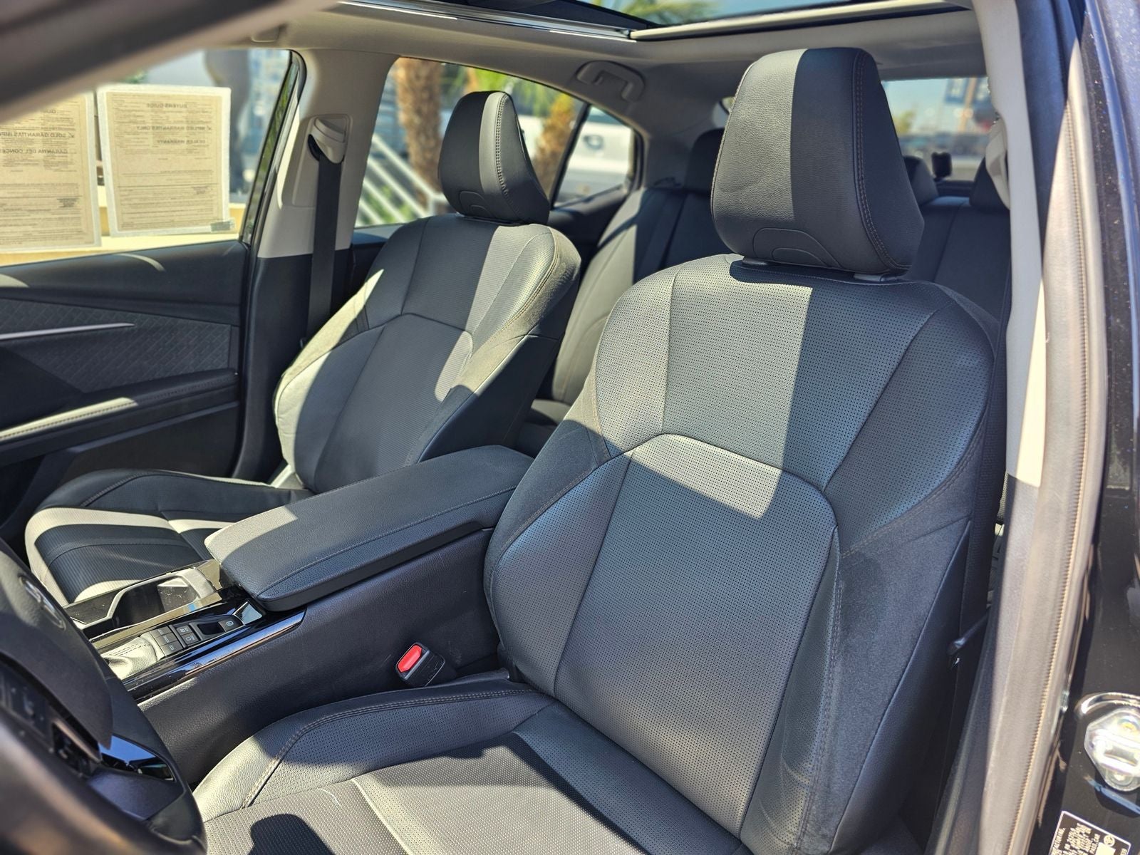 2025 Toyota Camry XLE Sedan 4D
