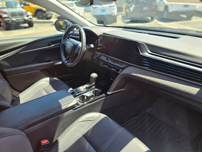 2025 Toyota Camry XLE Sedan 4D