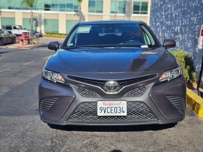 2020 Toyota Camry SE