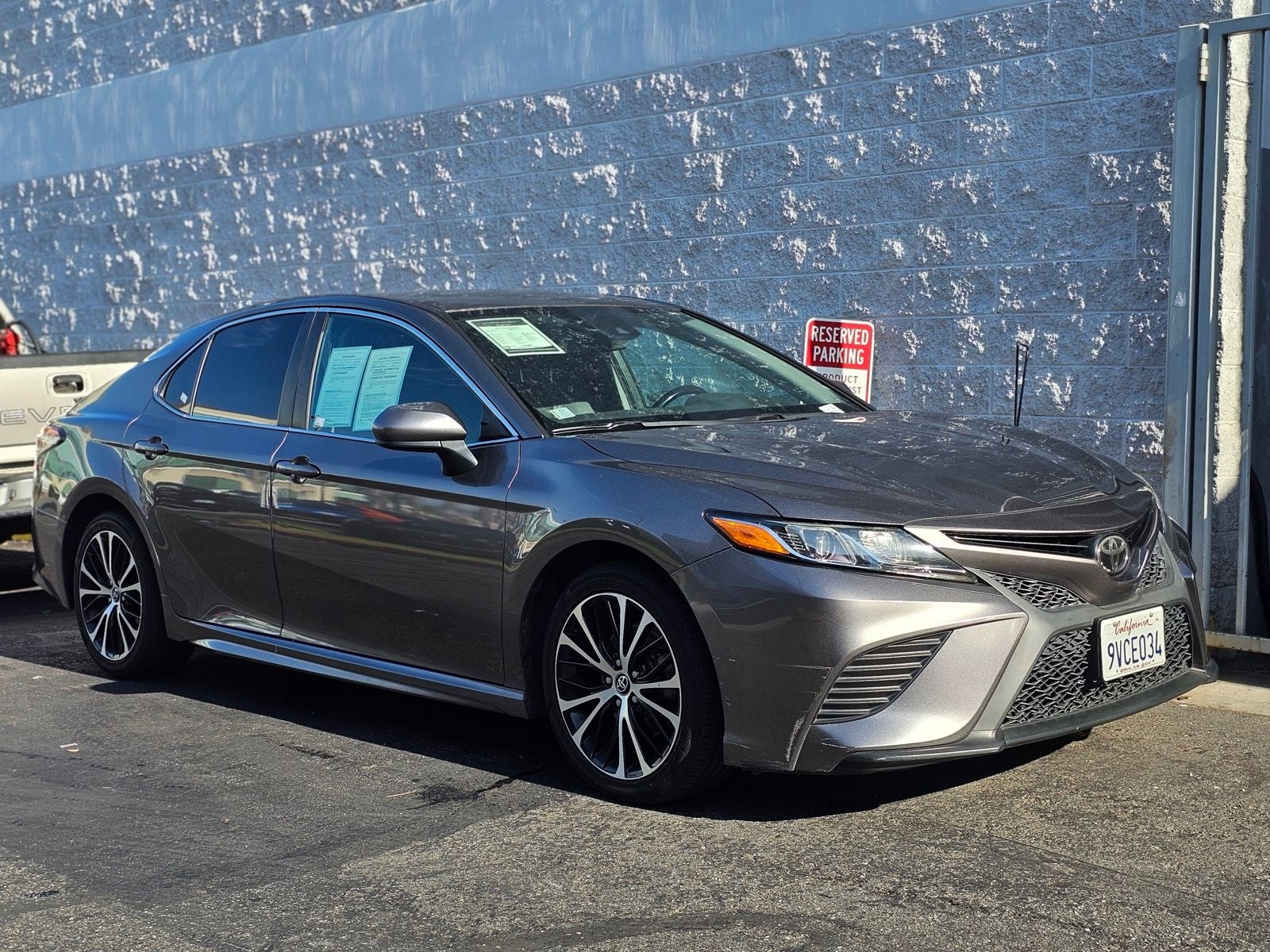 2020 Toyota Camry SE