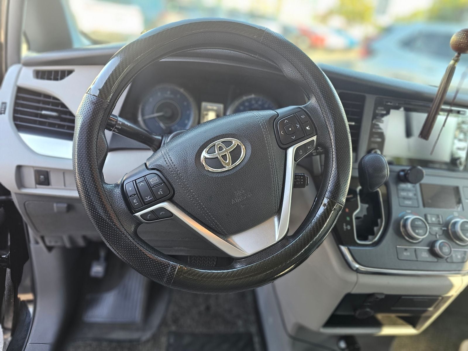 2018 Toyota Sienna LE 8 Passenger