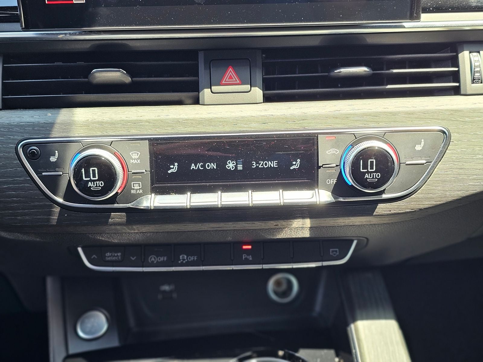 2024 Audi A4 45 S line Premium Plus quattro