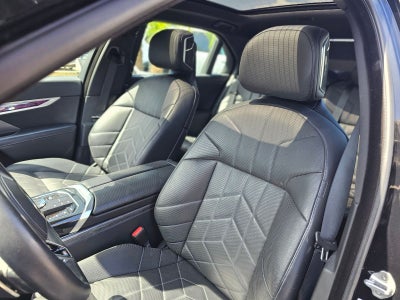 2025 BMW 7 Series 740i Premium Sedan 4D