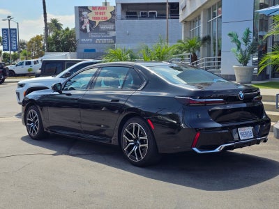 2025 BMW 7 Series 740i Premium Sedan 4D